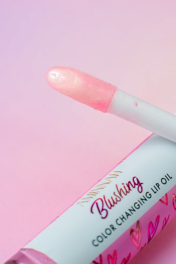 Blushing Color Changing Lip Oil-1